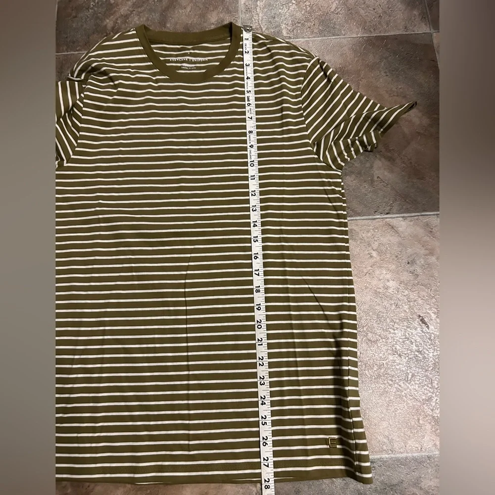 Everlane Uniform The Organic Cotton Crew size medium - Picture 14 of 14